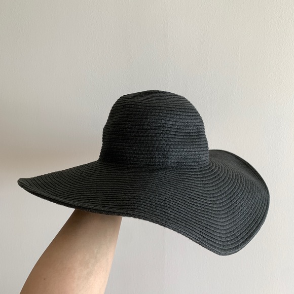 J.Crew Wide Brim Straw Sun Hat - Picture 2 of 3